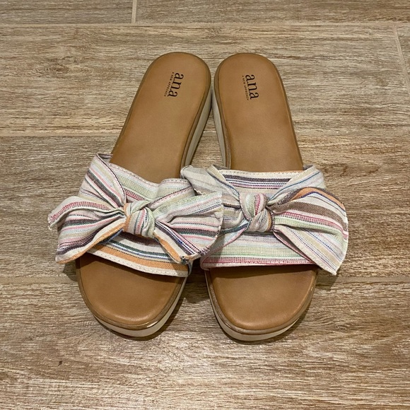 Platform Ana Bow sandals - Picture 2 of 3
